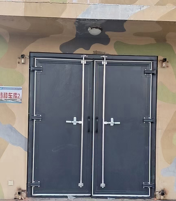 榆中工业平开门