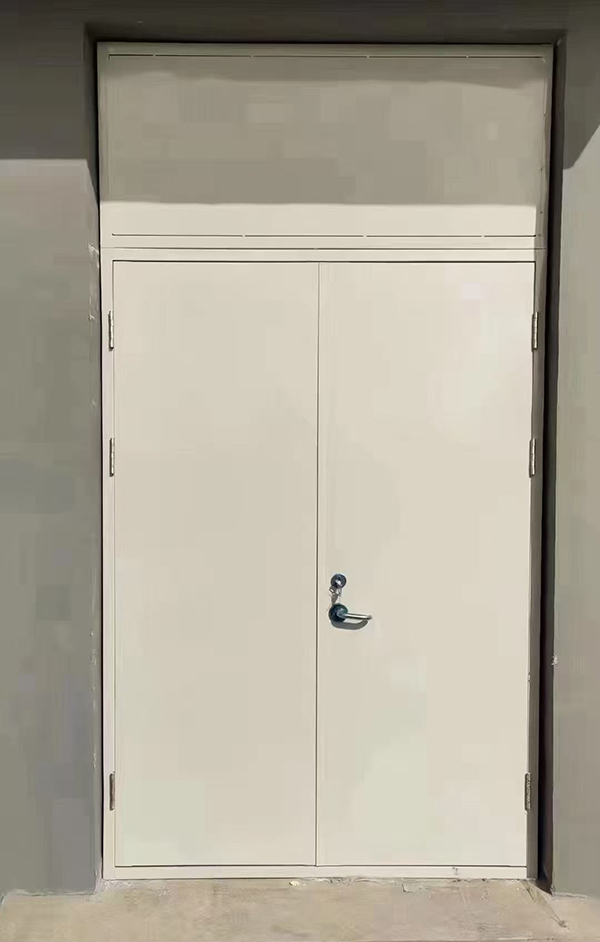 展览馆项目完成大跨度榆中防火门安装